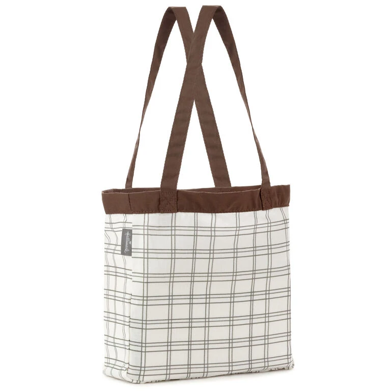 Hallmark My Zoo Activity Bag With Finger Puppets - Image 3