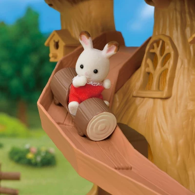 Calico Critters Lakeside Lodge Gift Set, Dollhouse Playset With Collectible Figure, Furniture And Accessories - Image 2